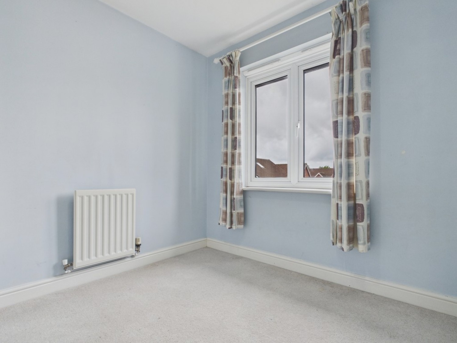 4 bedroom House for Sale Island Close, Broom