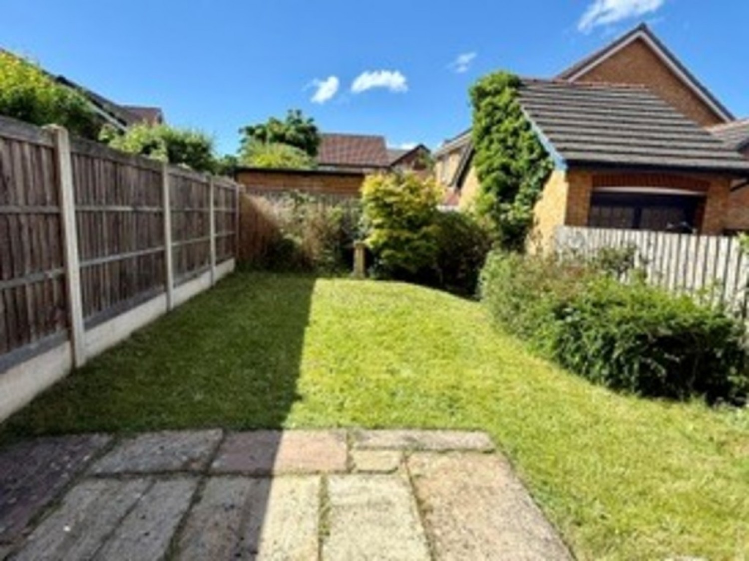 4 bedroom House for Sale Island Close, Broom