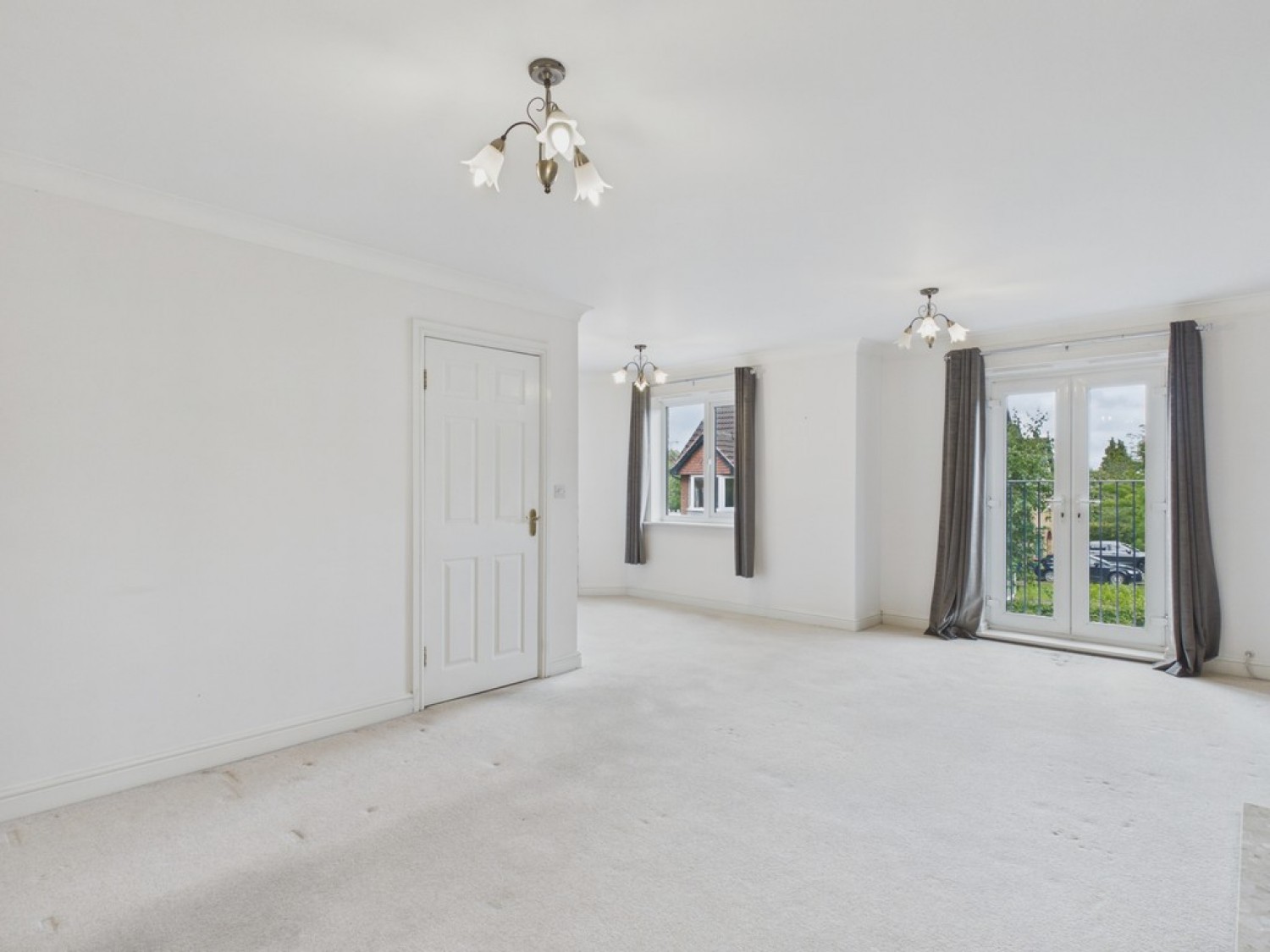 4 bedroom House for Sale Island Close, Broom