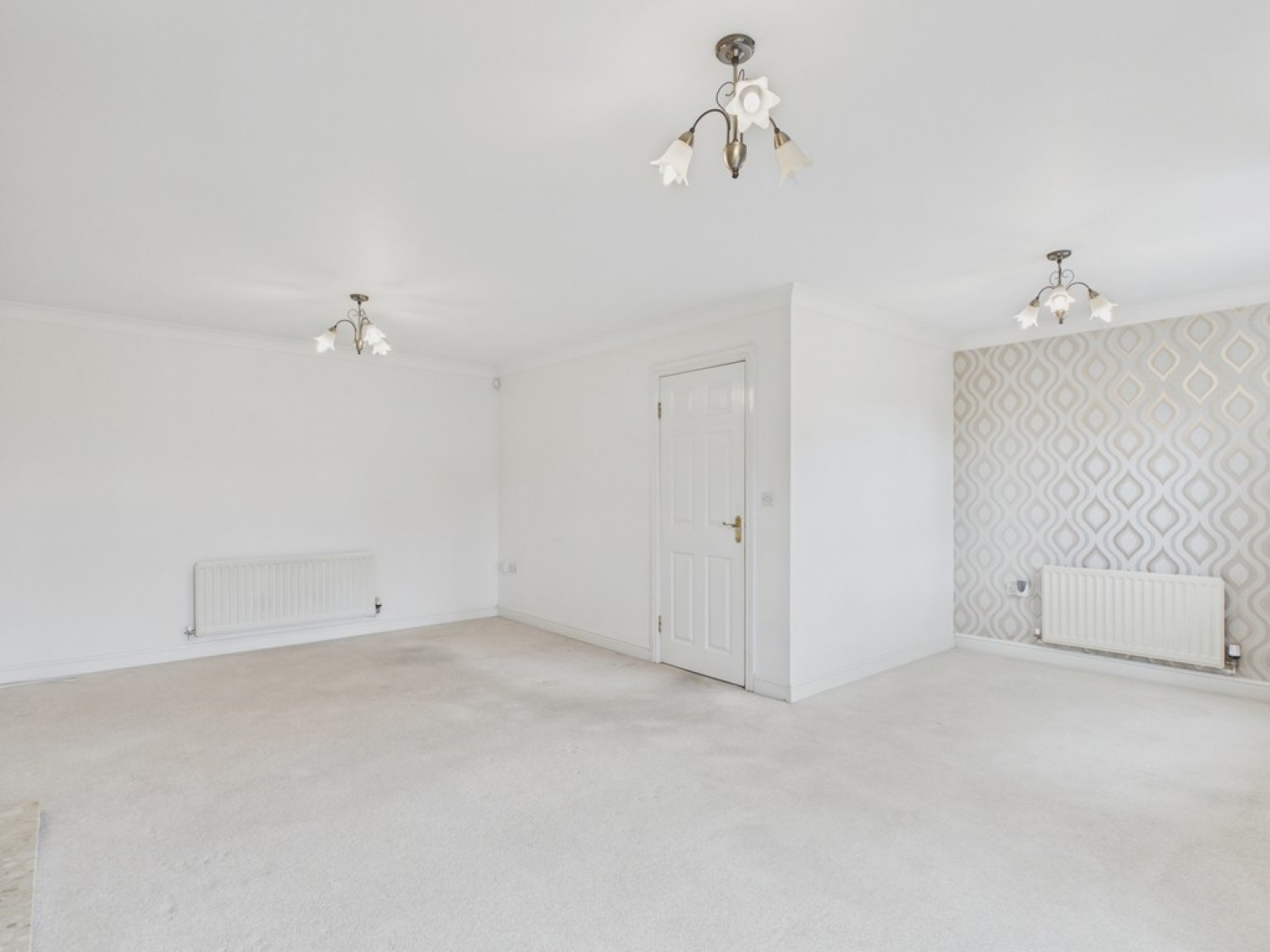 4 bedroom House for Sale Island Close, Broom