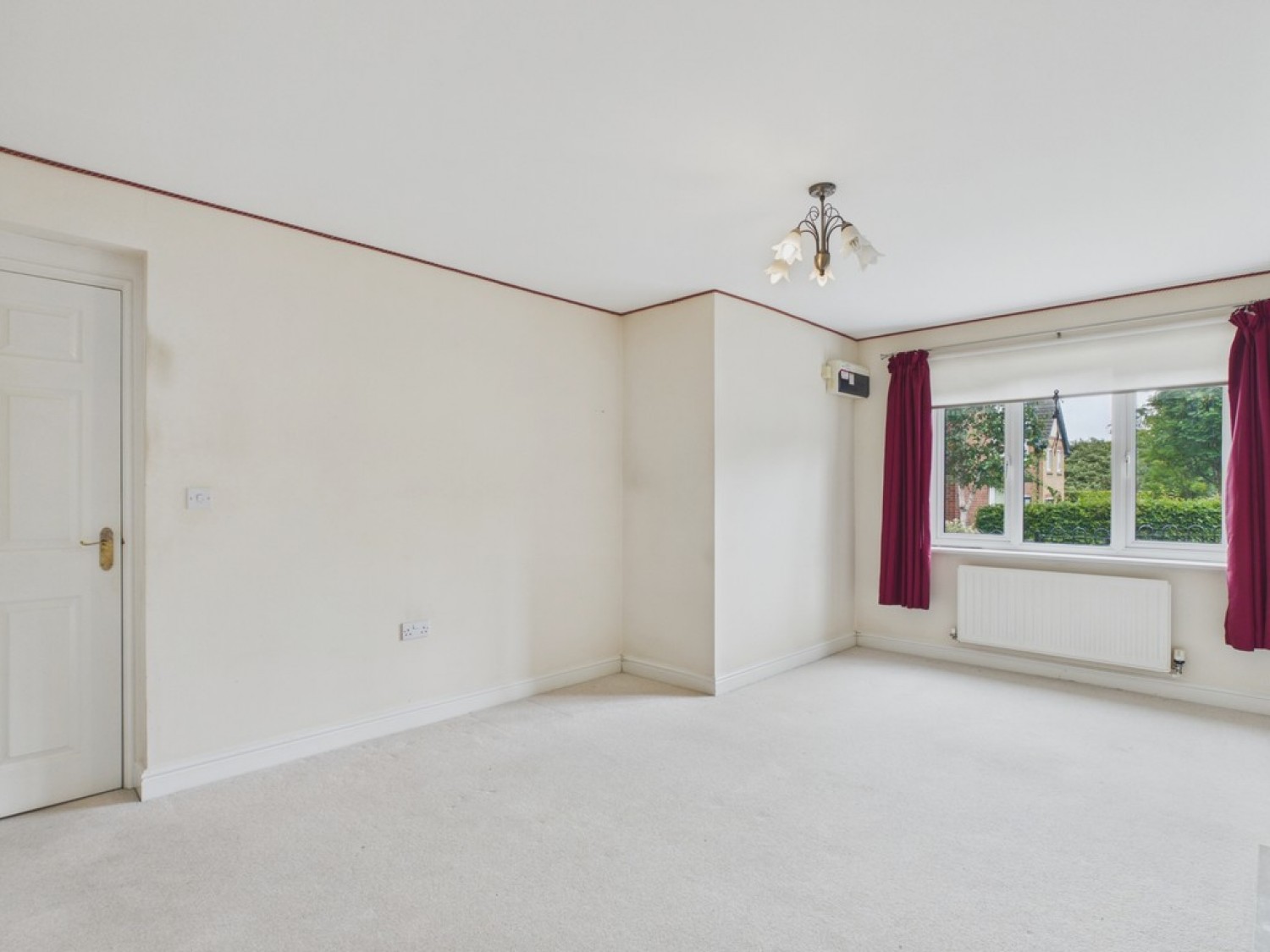 4 bedroom House for Sale Island Close, Broom