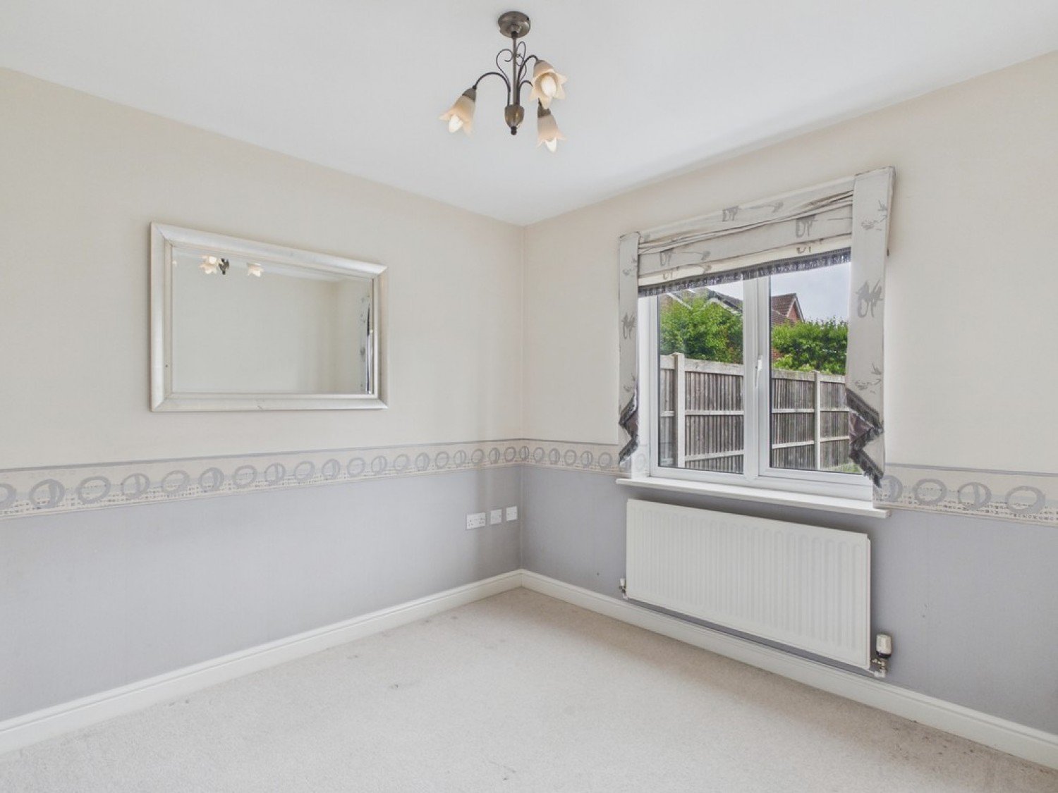4 bedroom House for Sale Island Close, Broom