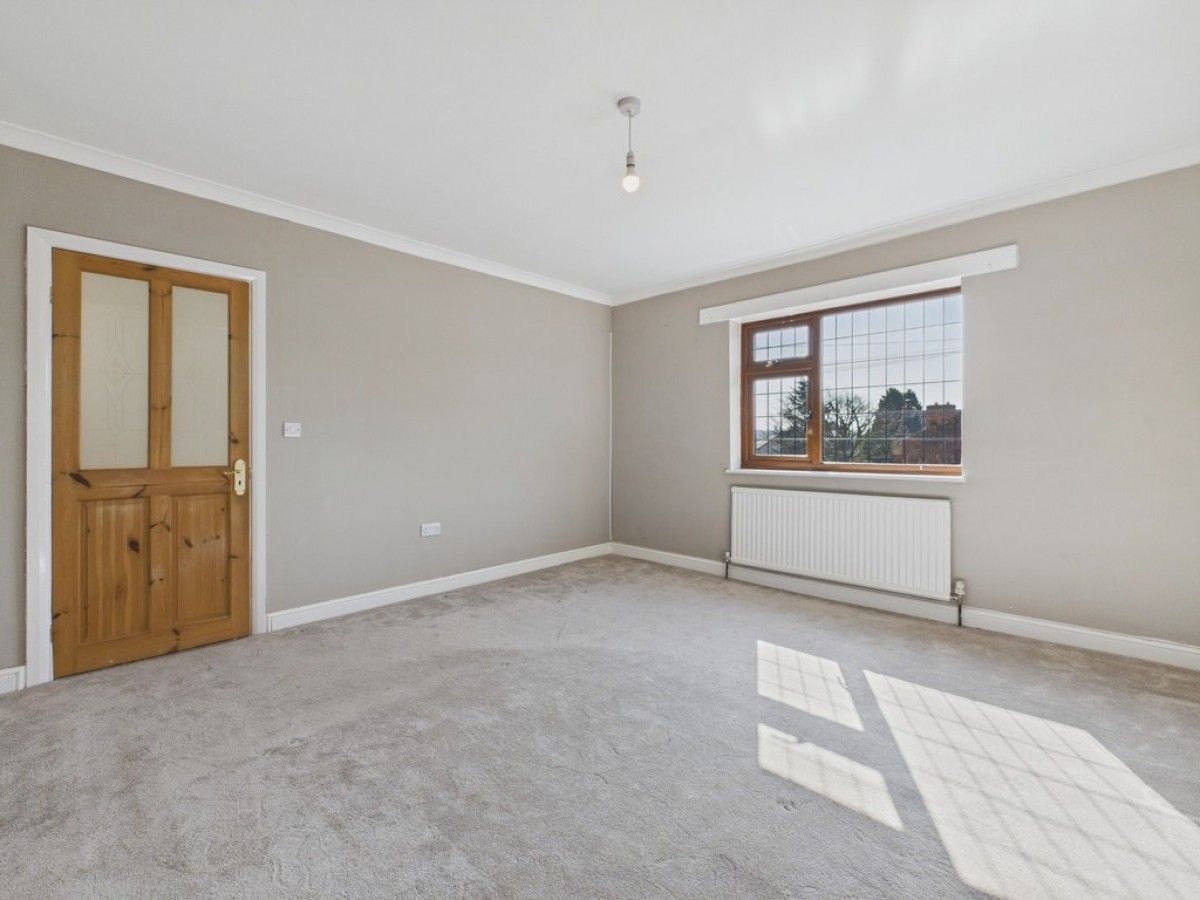 Queen Victoria Road, New Tupton, Chesterfield