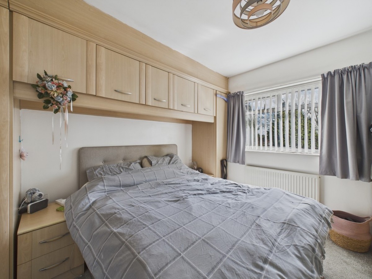 Saville Road, Whiston