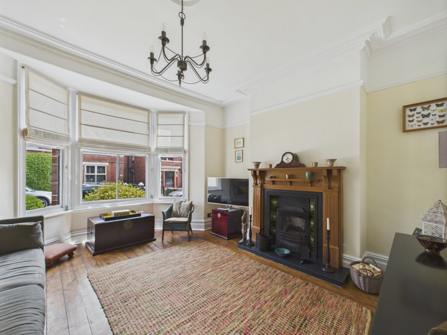 3 bedroom House for Sale Broom Grove, Off Broom Road