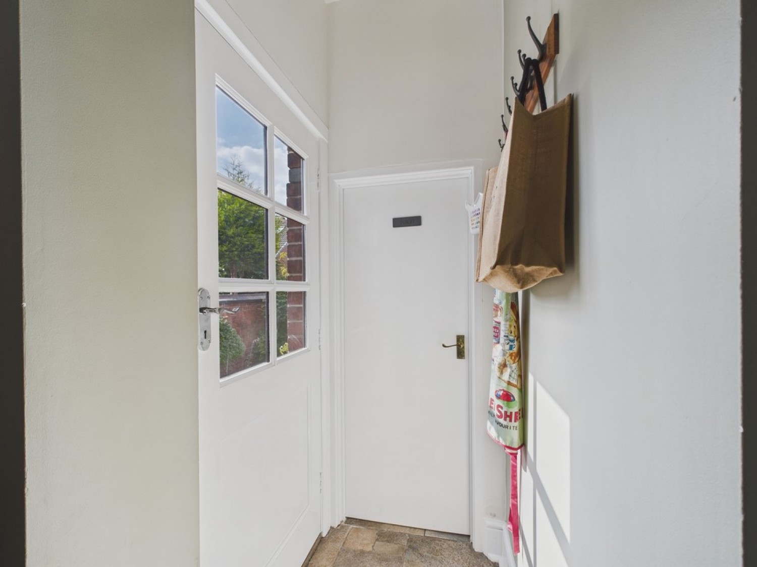 3 bedroom House for Sale Broom Grove, Off Broom Road