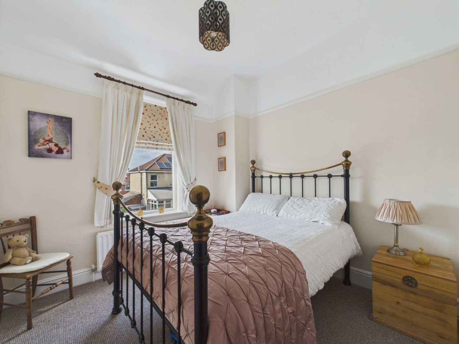 3 bedroom House for Sale Broom Grove, Off Broom Road