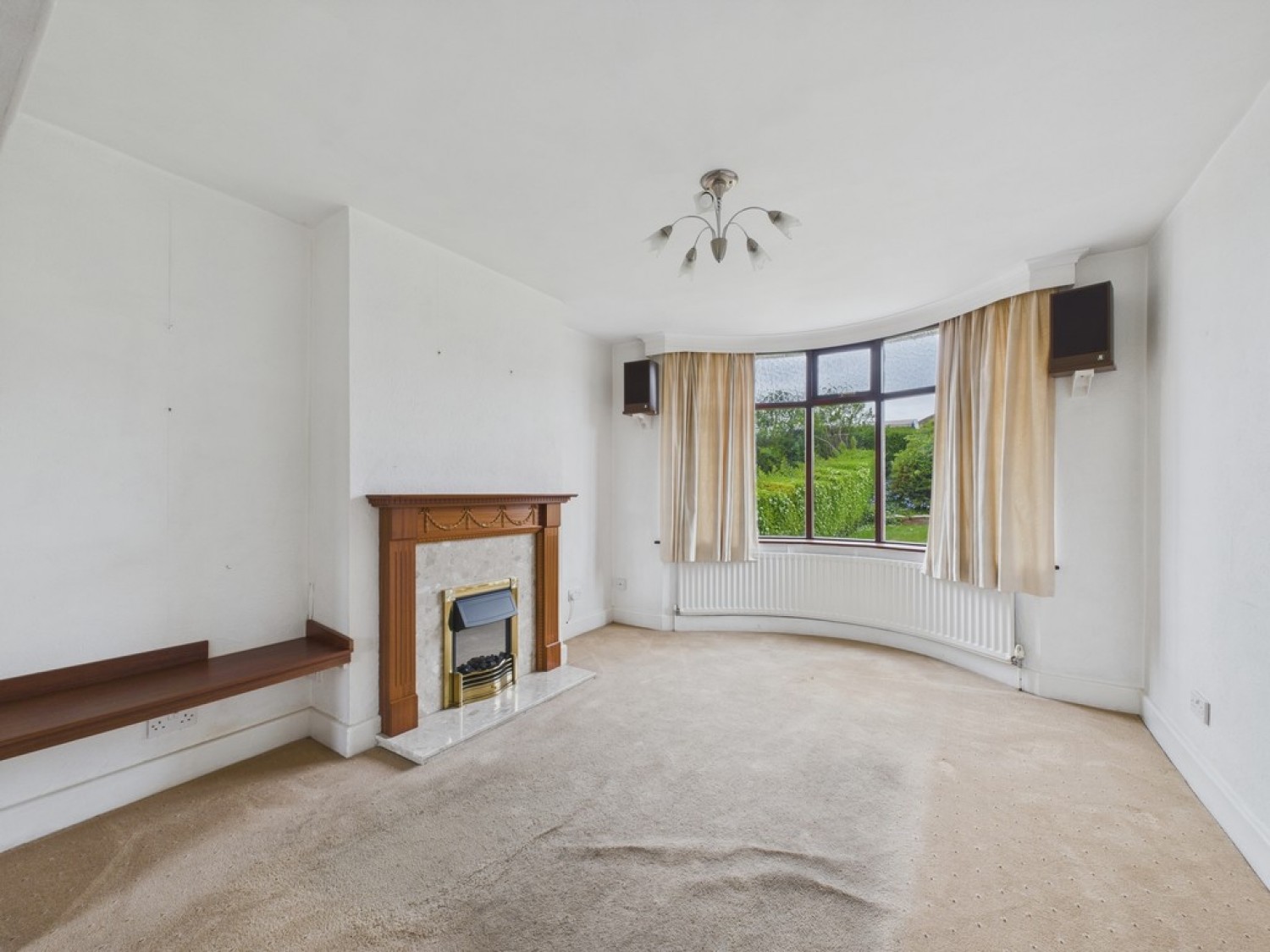 East Bawtry Road, Whiston