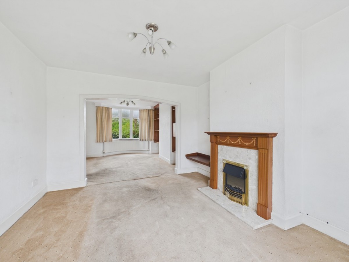 East Bawtry Road, Whiston
