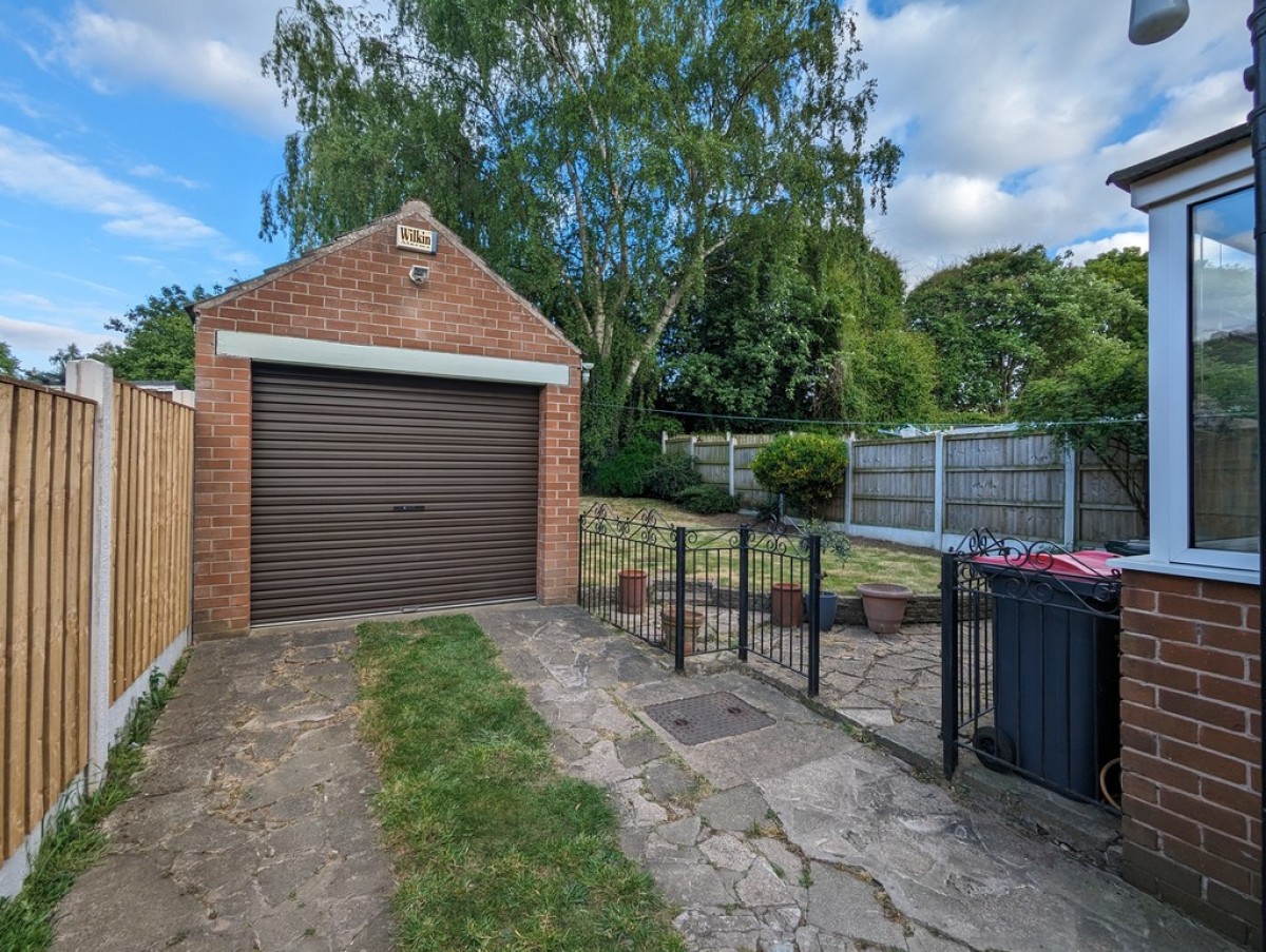 Warren Road, Wickersley