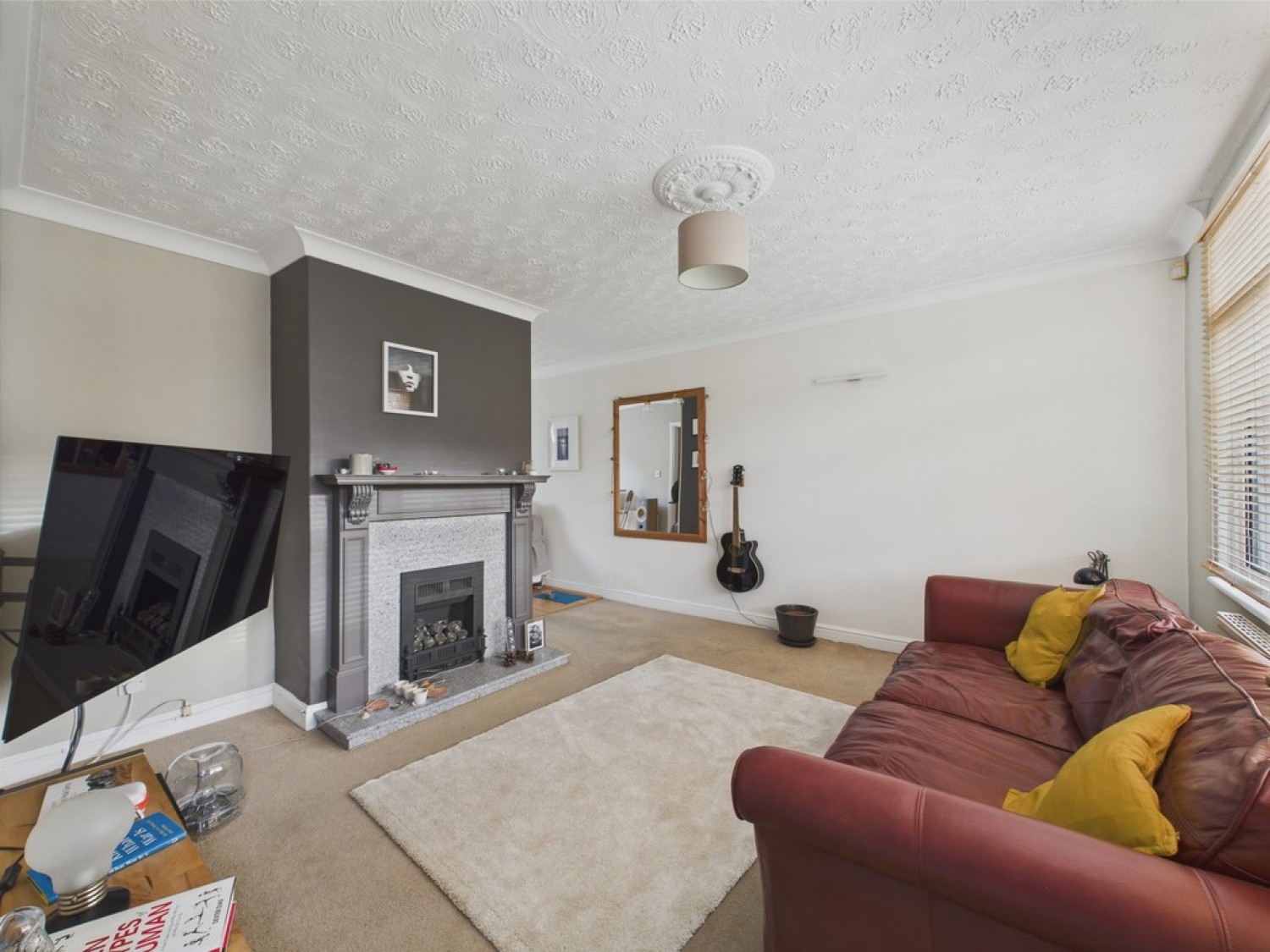 3 bedroom House in Warren Road, Wickersley