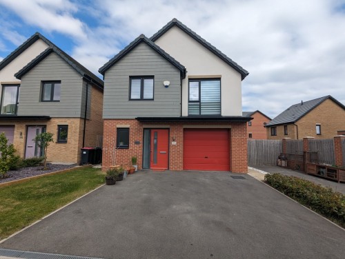 Maple Court, Waverley