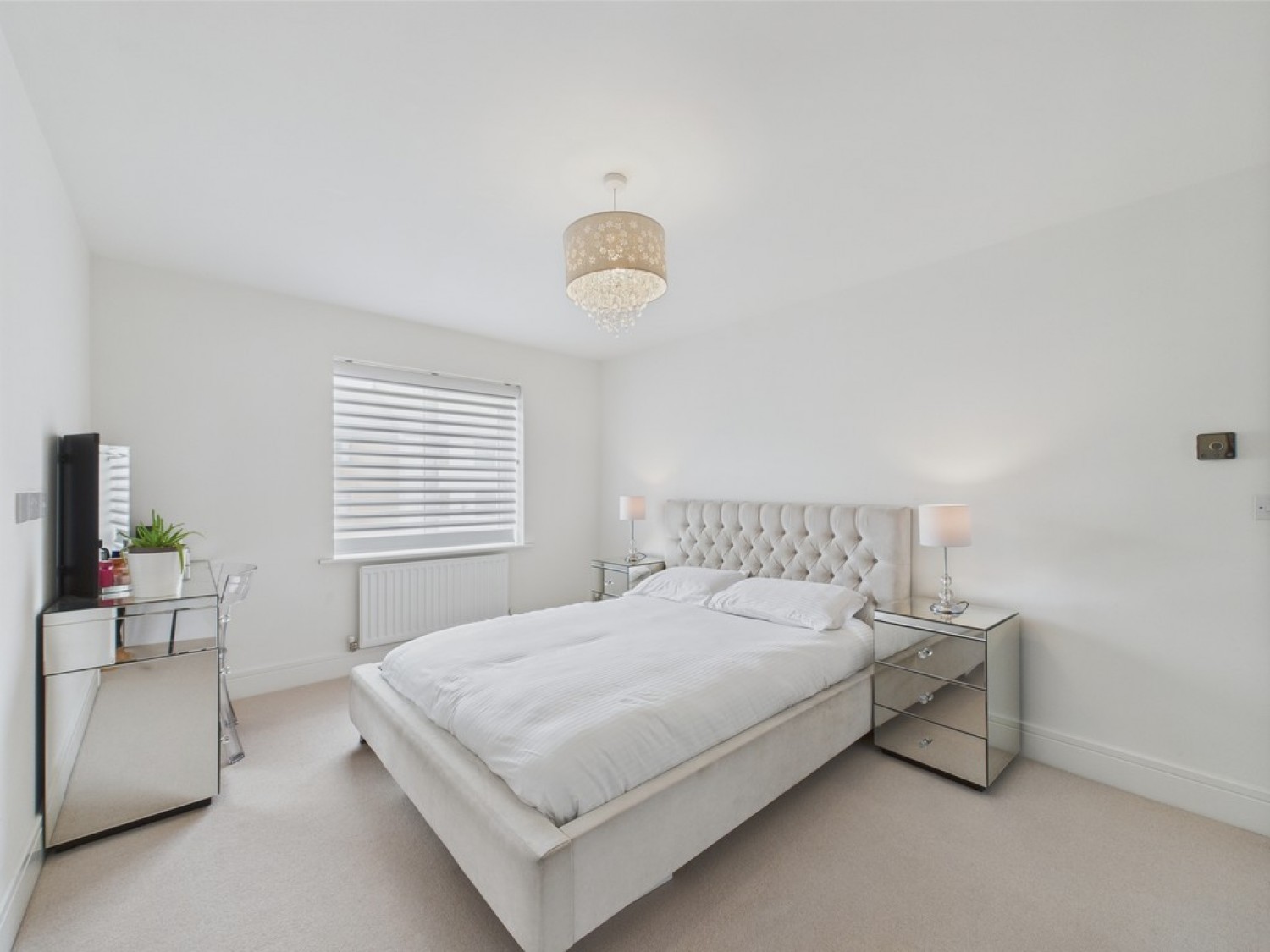 Maple Court, Waverley