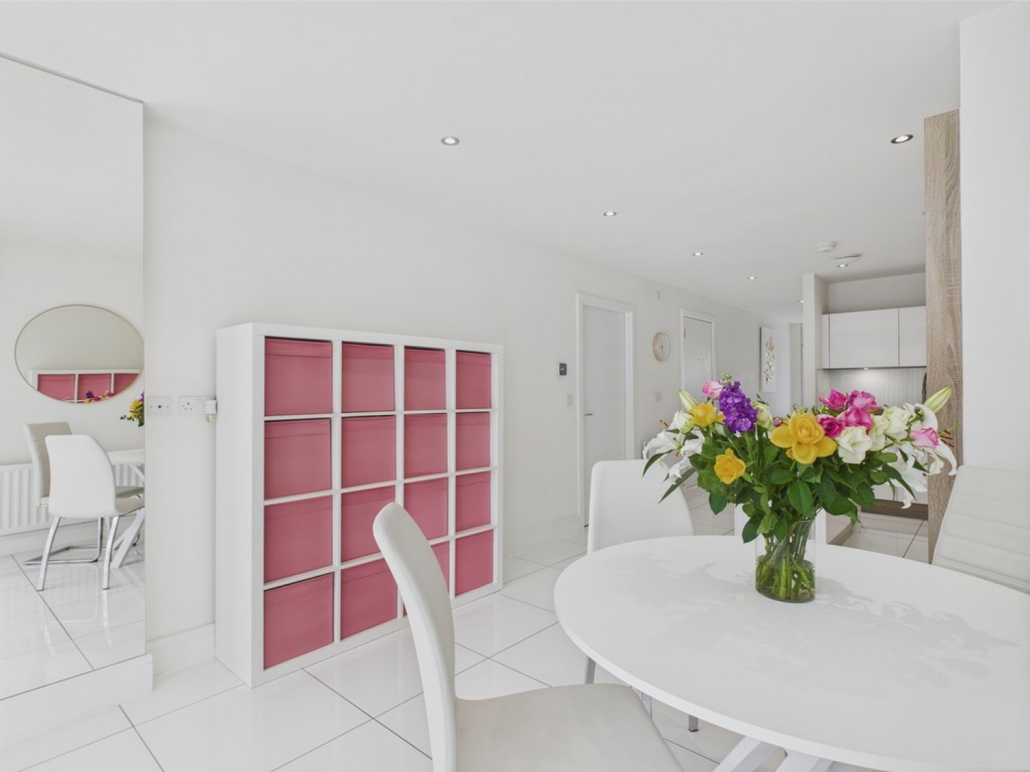 Maple Court, Waverley