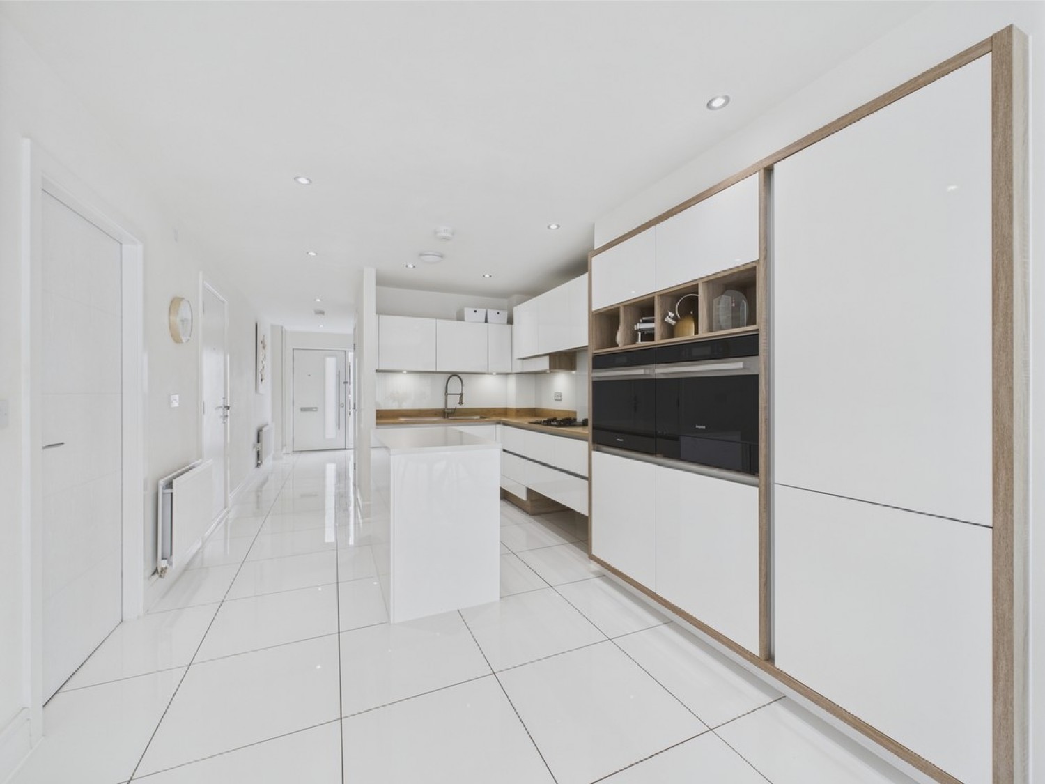Maple Court, Waverley