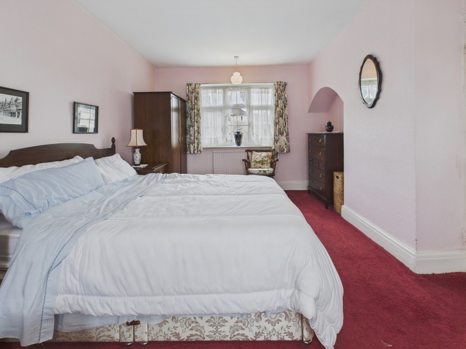 3 bedroom House in Rhodes Avenue, Newbold, Chesterfield