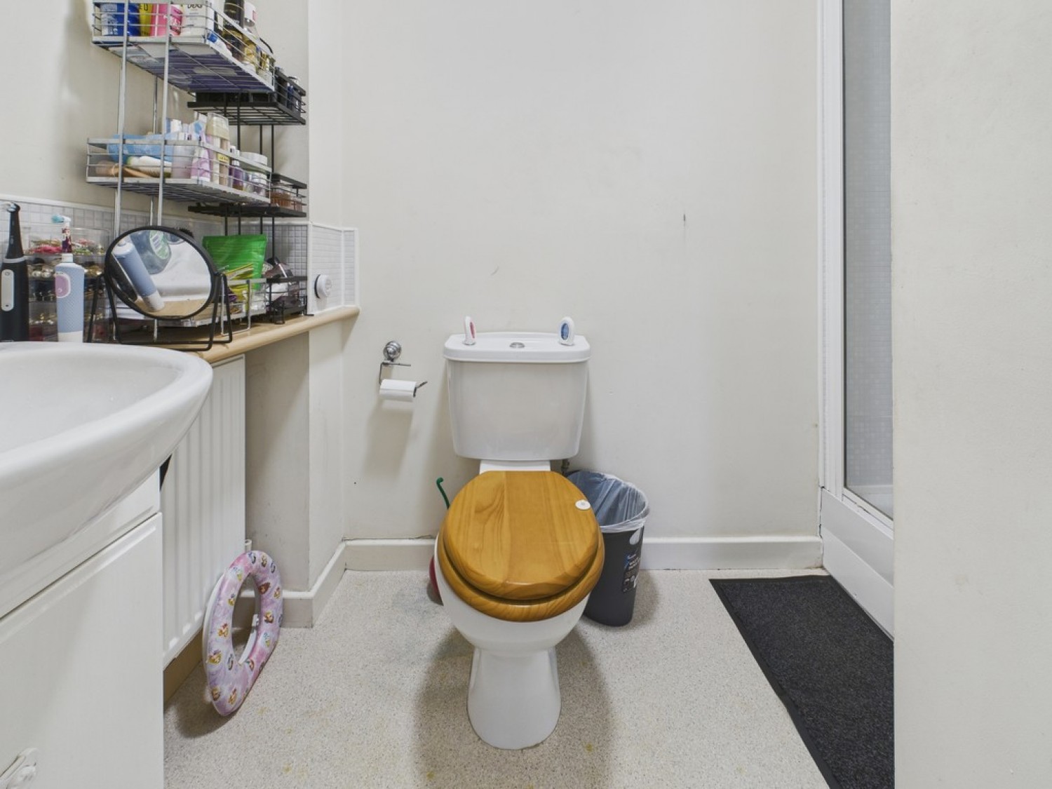 3 bedroom House in Lincoln Way, North Wingfield