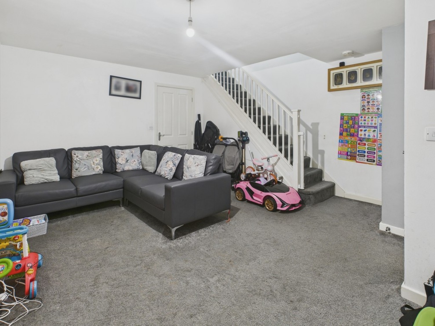 3 bedroom House in Lincoln Way, North Wingfield