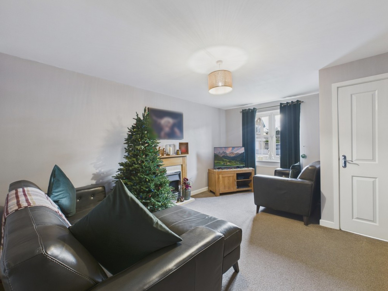 3 bedroom House for Sale Lincoln Way, North Wingfield