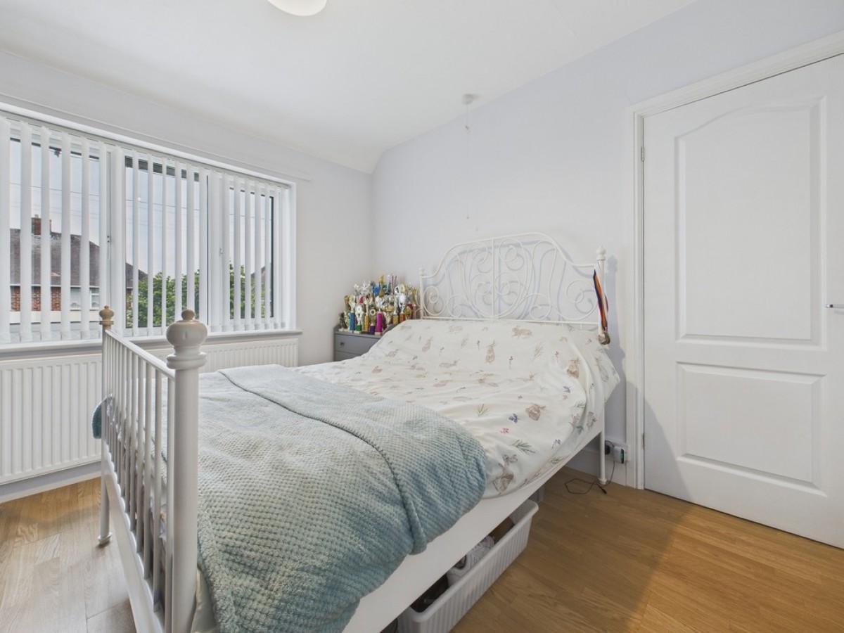 Robertsons Avenue, Duckmanton