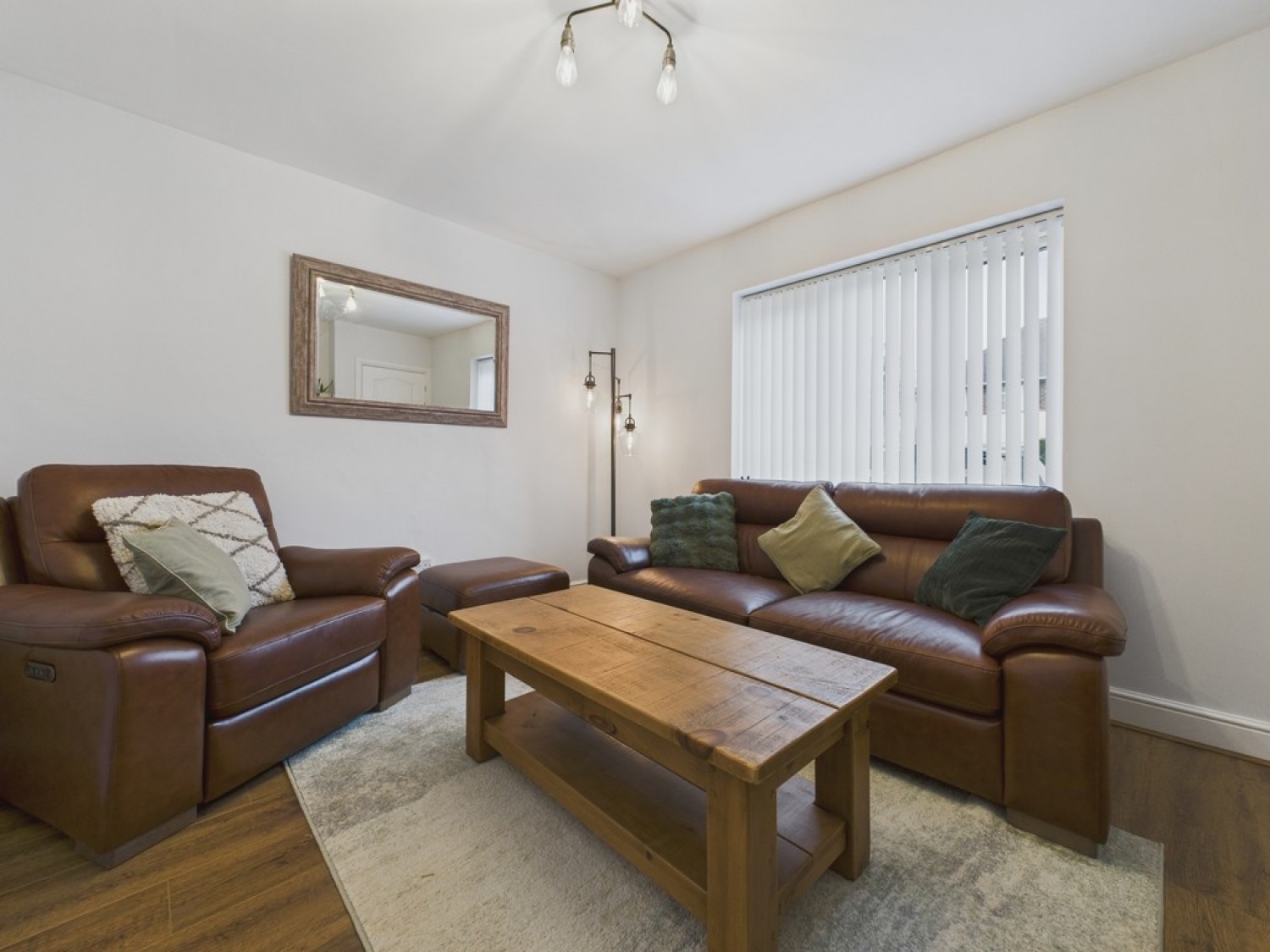 Robertsons Avenue, Duckmanton