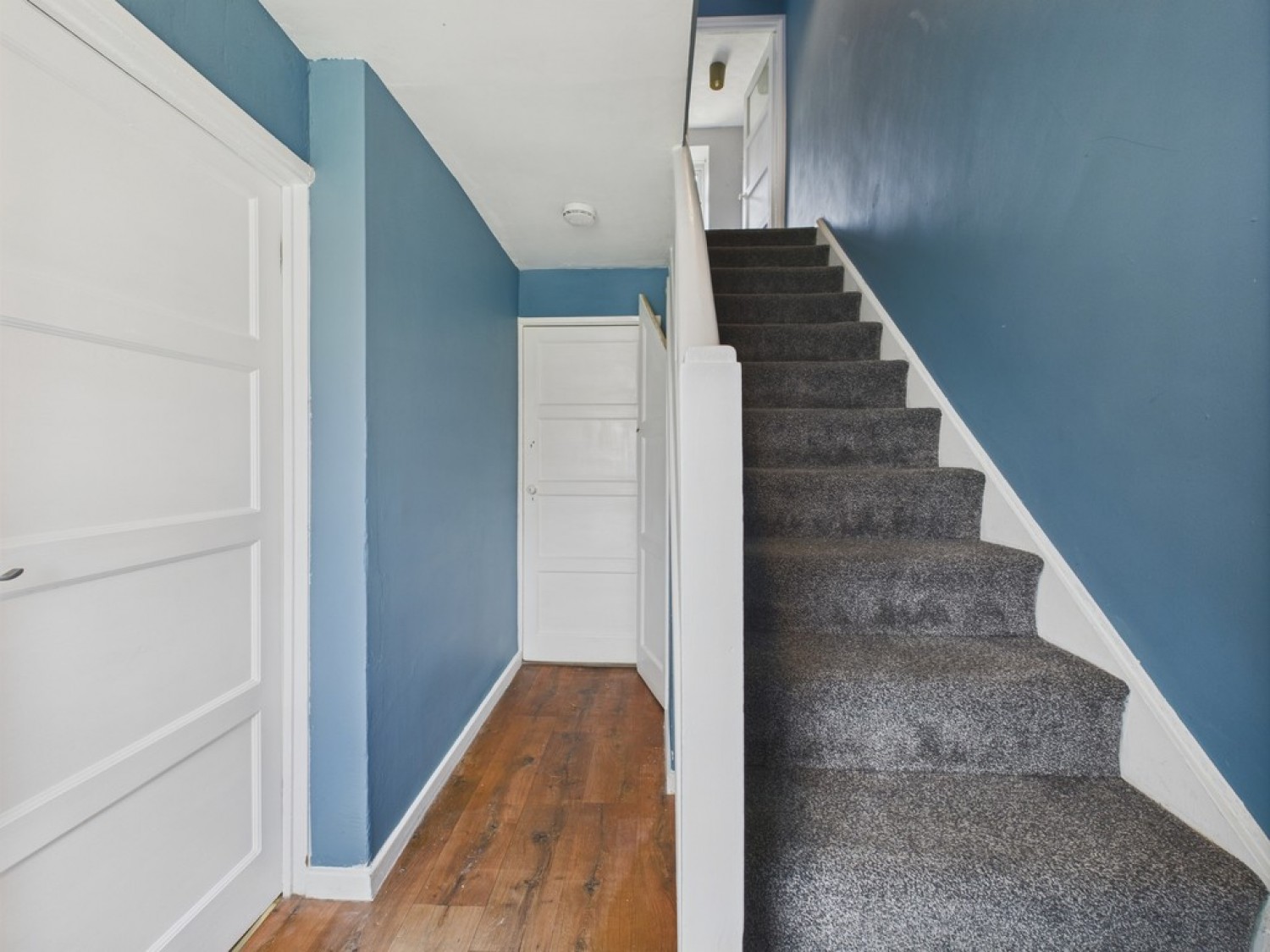 3 bedroom House in Houldsworth Drive, Hady Hill, Chesterfield