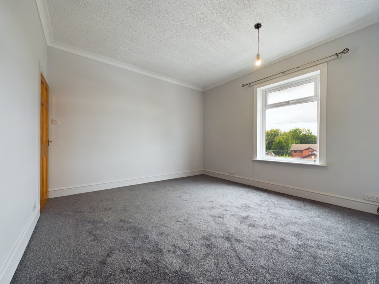 2 bedroom House for Sale Wath Road, Wombwell