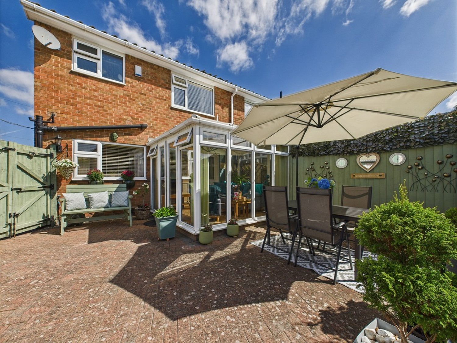 3 bedroom House in Glenfield Crescent, Newbold