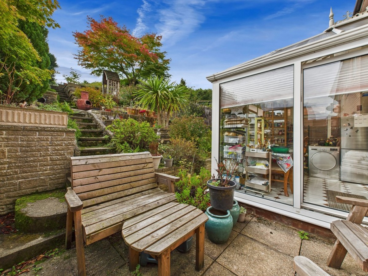 Handley Road, New Whittington