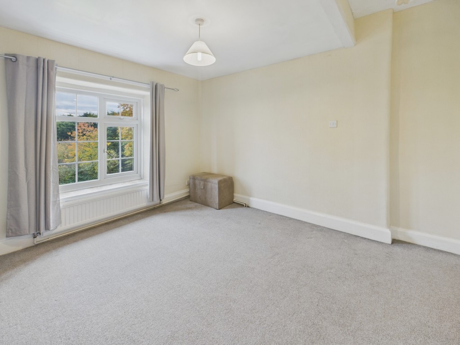 4 bedroom House for Sale Chesterfield Road, Calow