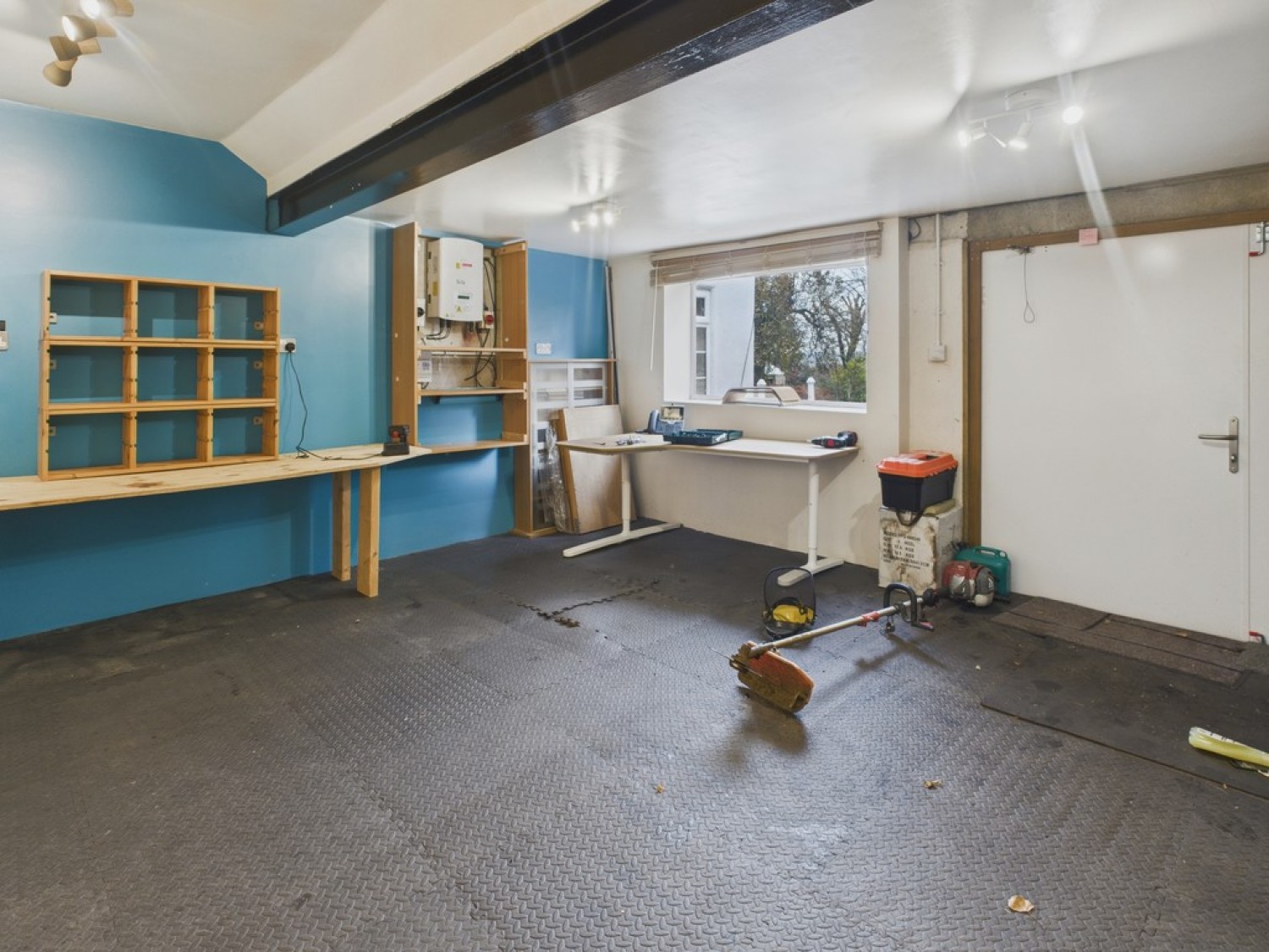 4 bedroom House for Sale Chesterfield Road, Calow