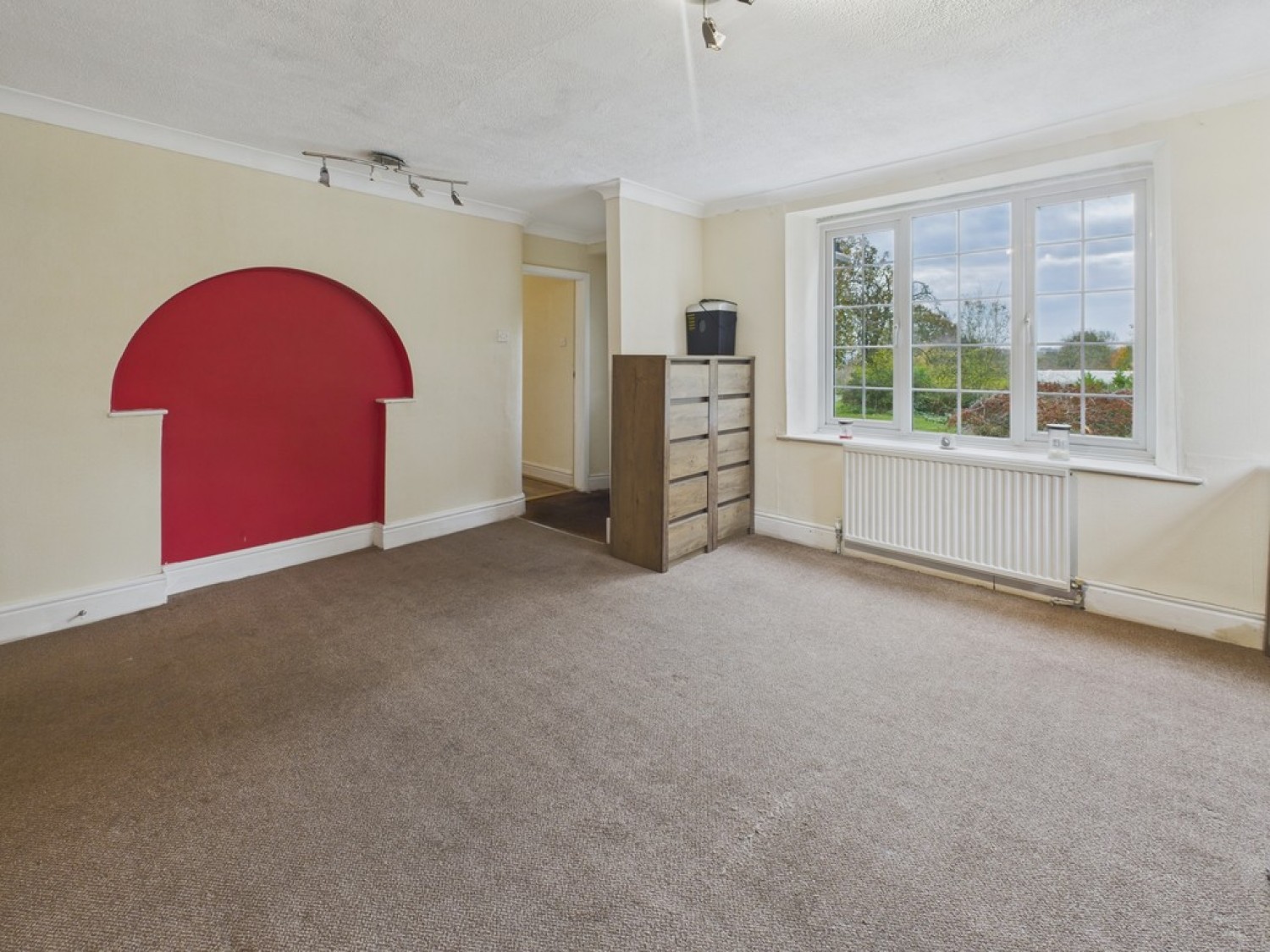 4 bedroom House for Sale Chesterfield Road, Calow
