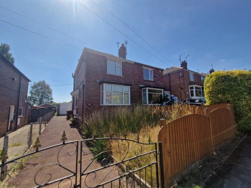 Flat Lane, Whiston