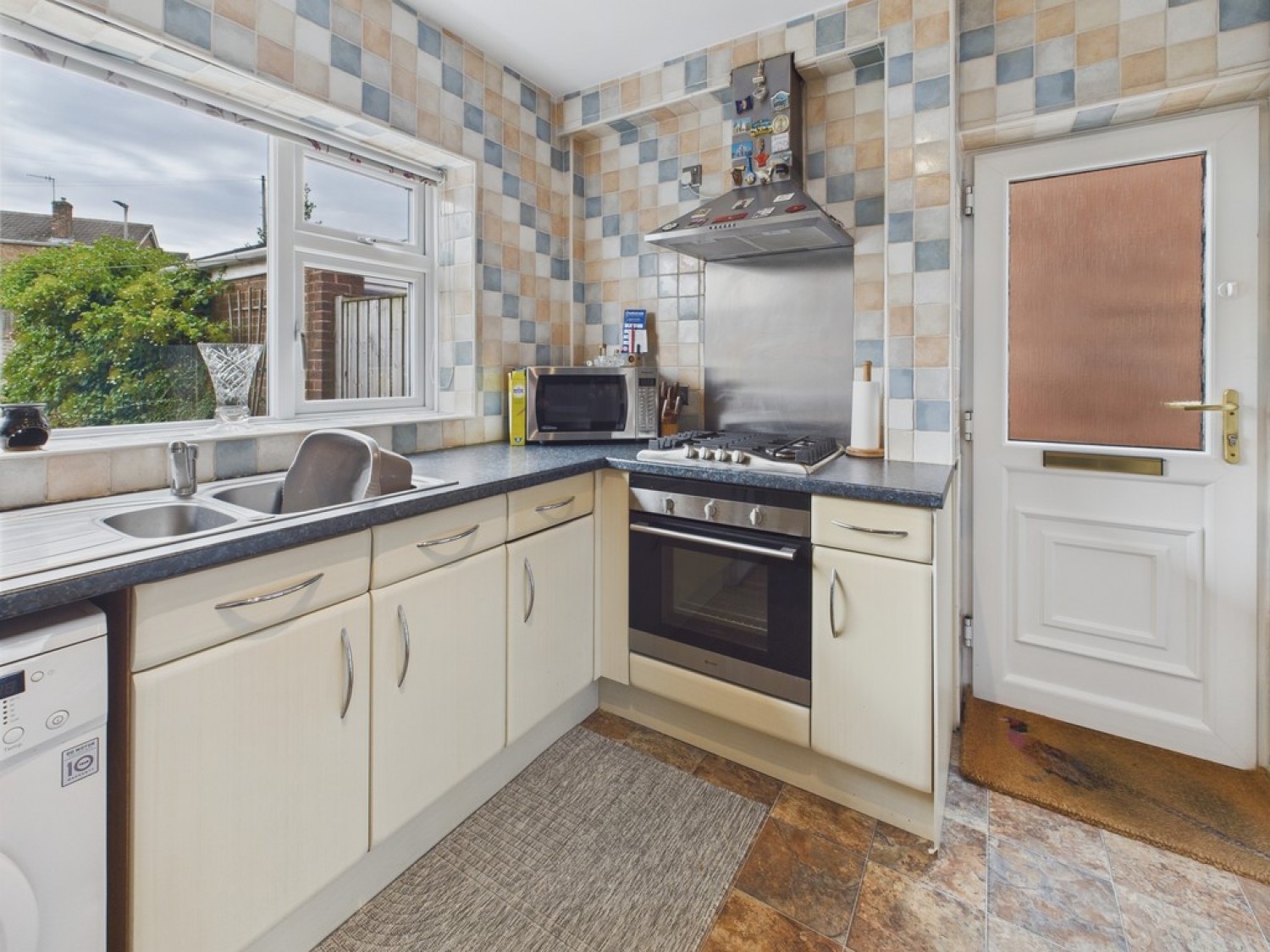 3 bedroom House in Brockwell Lane, Brockwell, Chesterfield