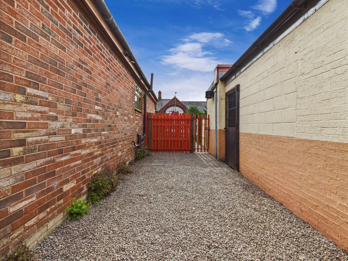 Rupert Street, Lower Pilsley, Chesterfield
