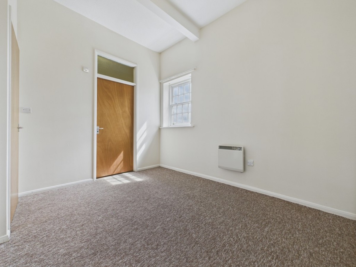 Manvers Court, Nightingale Close