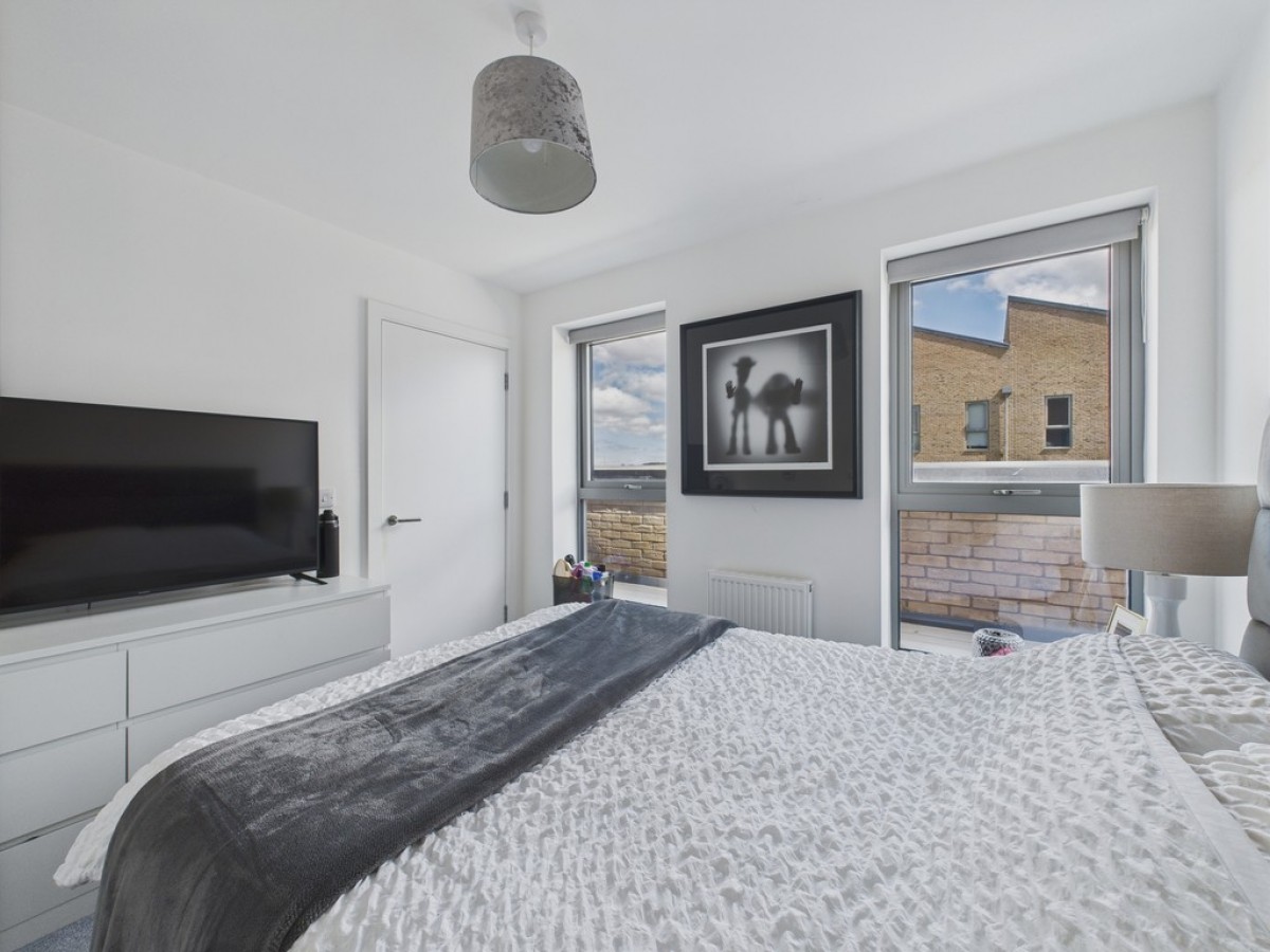 Lescar Road, Waverley