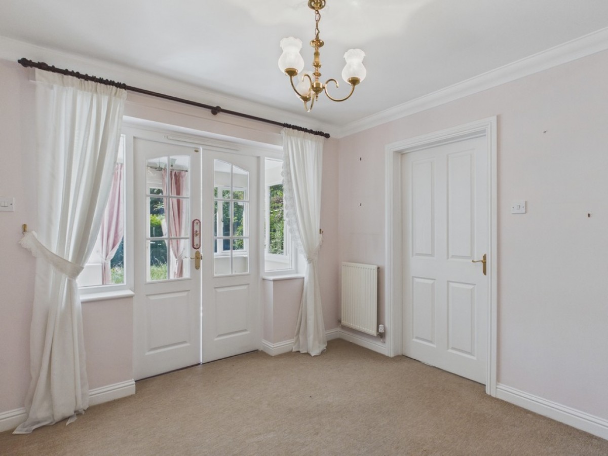Mair Court, Moorgate