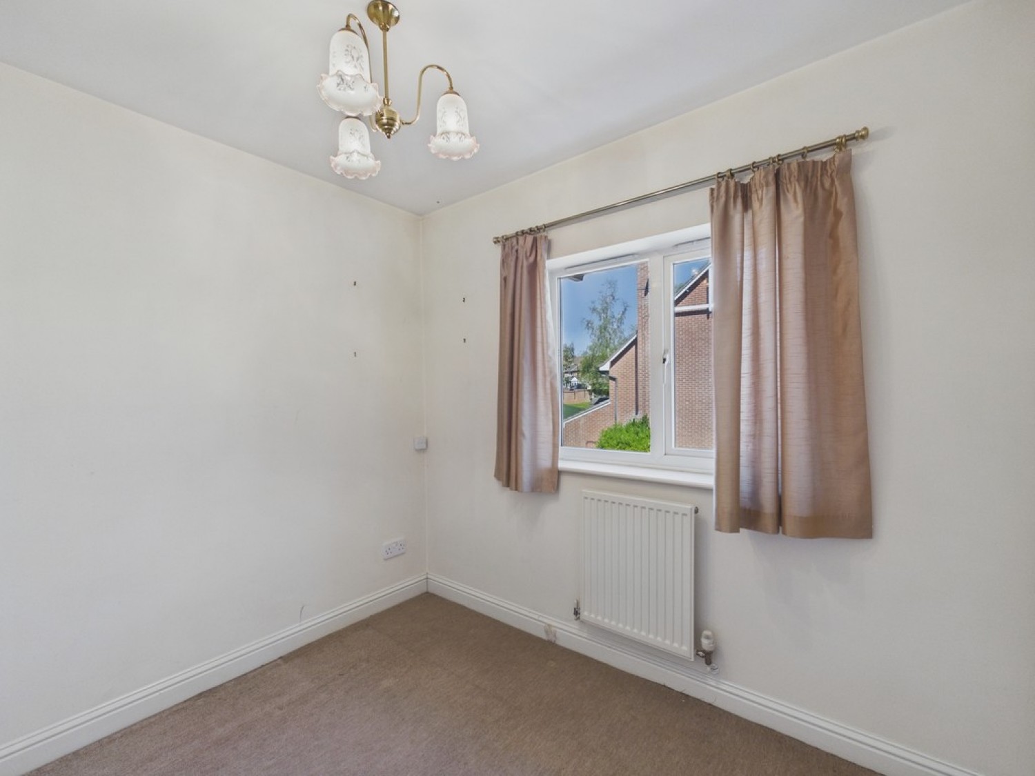 4 bedroom House for Sale Mair Court, Moorgate