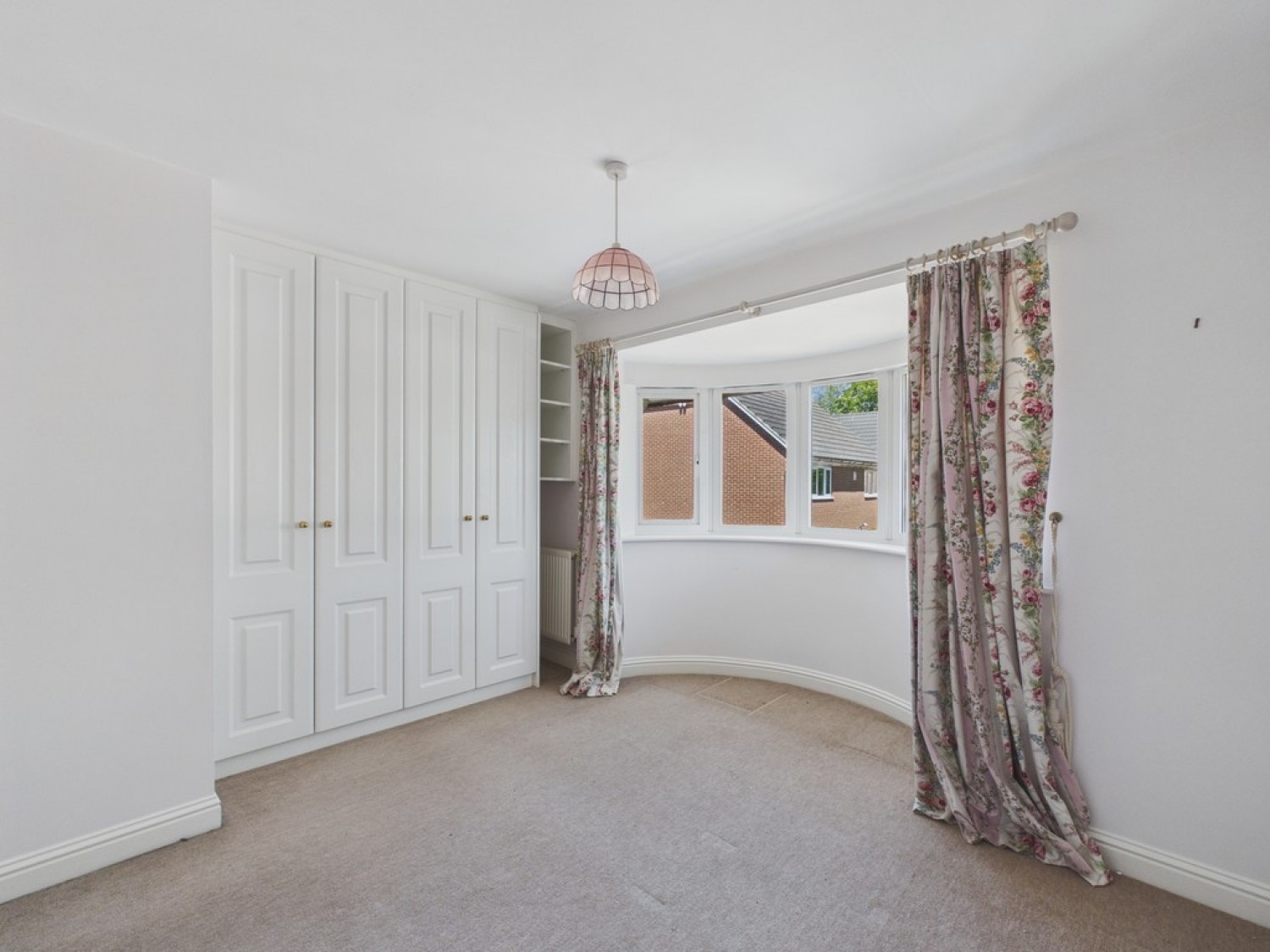 4 bedroom House for Sale Mair Court, Moorgate