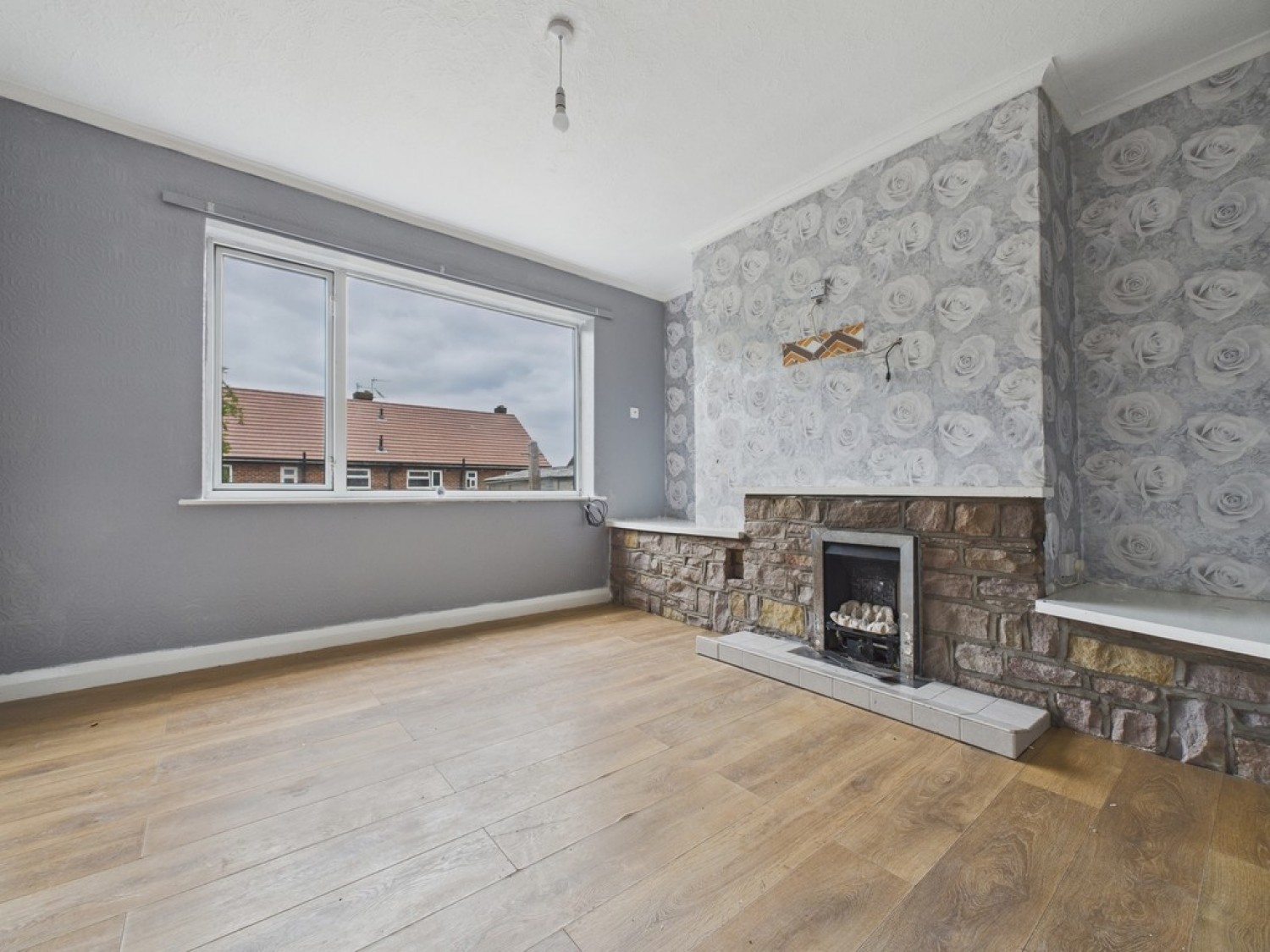 Larch Road, Maltby
