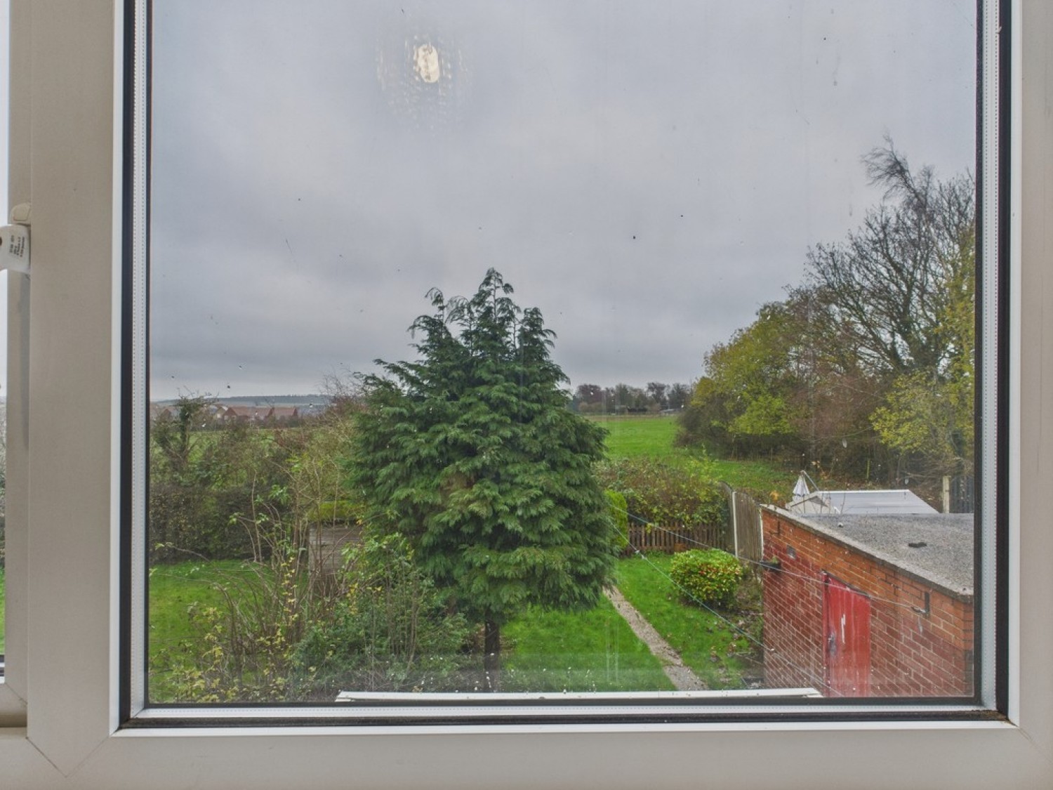 2 bedroom House for Sale 99 St Lawrence Avenue