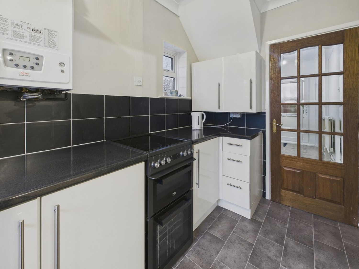 2 bedroom House for Sale 99 St Lawrence Avenue