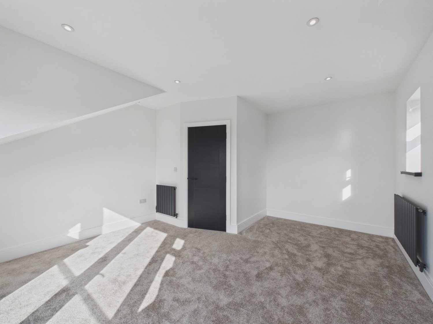 Flat 5, 21 Rockcliffe Road