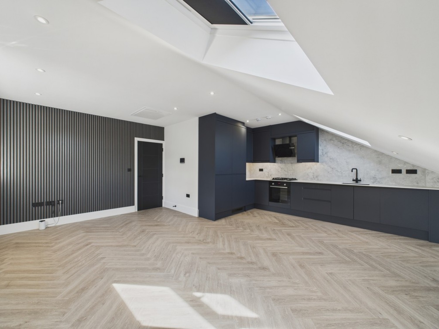 Flat 5, 21 Rockcliffe Road