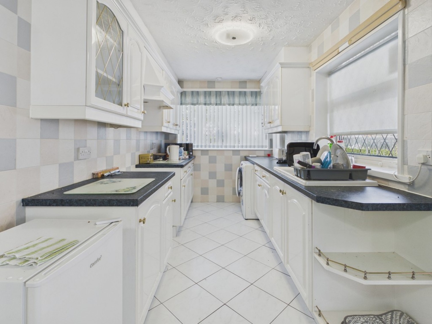 2 bedroom Bungalow for Sale Park Lane