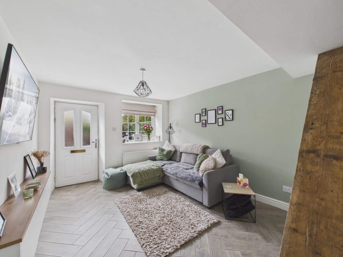 Front Street, Treeton