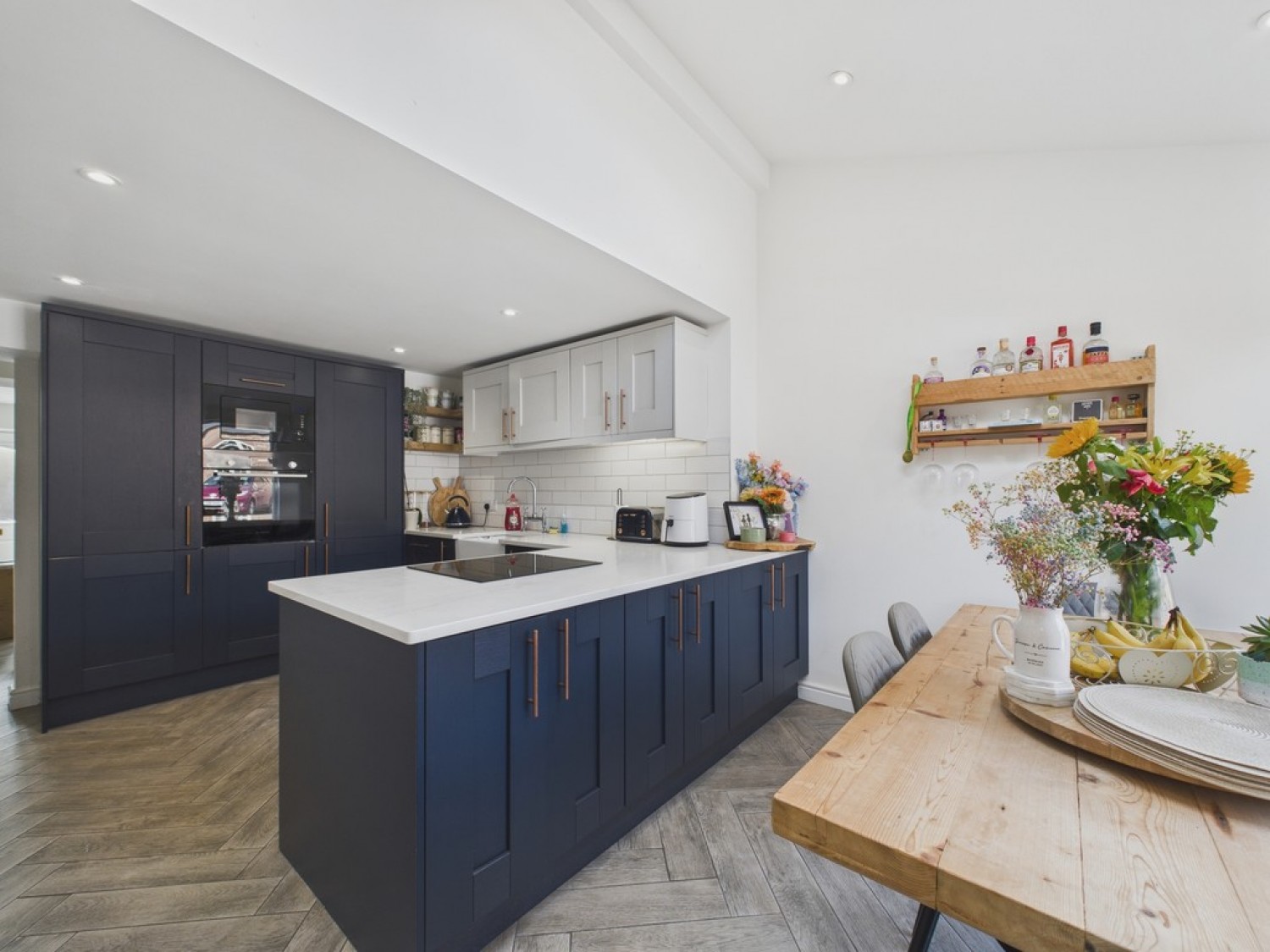 Front Street, Treeton