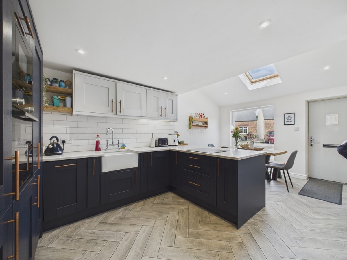 Front Street, Treeton