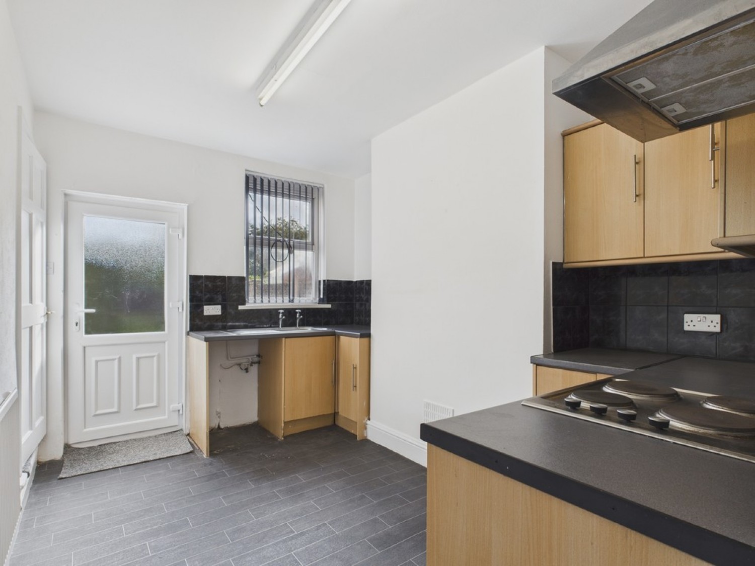 Silverdales, Dinnington